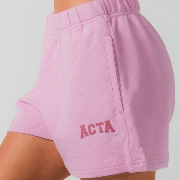 Acta Pants - ACTA Everyday Short